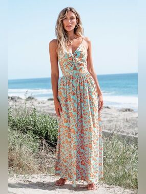 **NEW CUPSHE MAXI DRESS**